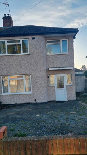 3 Bedroom End Of Terrace House To Rent In Warwick Avenue, Harrow, Middlesex, HA2