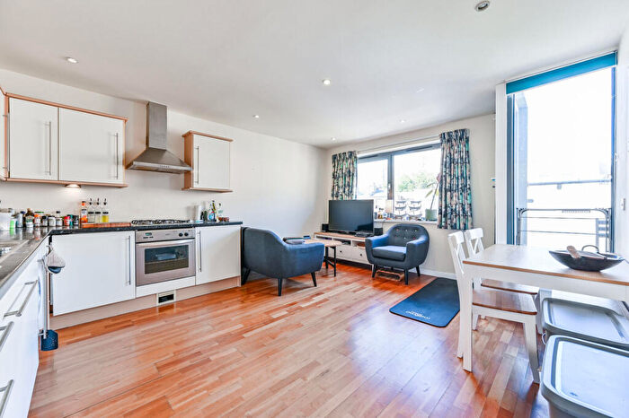 2 Bedroom Mews For Sale In Culford Mews, De Beauvoir Town, London, N1