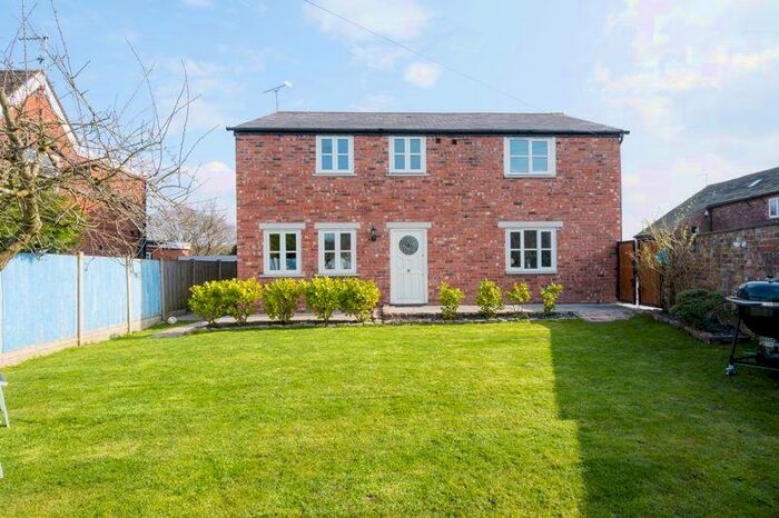 4 Bedroom Detached House For Sale In Lunds Close, Westhead, L40