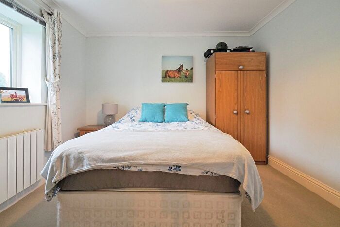 1 Bedroom Flat For Sale In Old School Mews, Shrewton, Salisbury, SP3