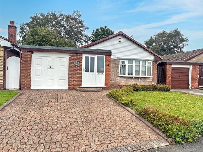 3 Bedroom Detached Bungalow For Sale In Farringdon Road, Winwick, Warrington, WA2