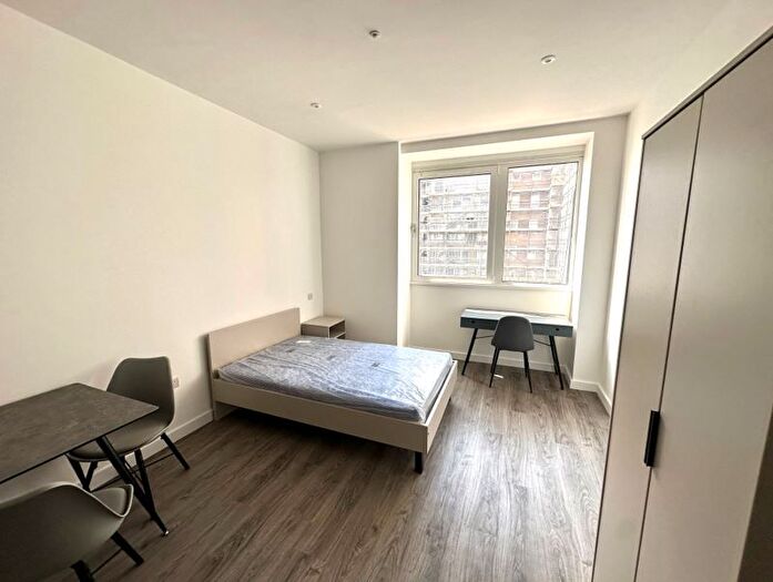 1 Bedroom Property To Rent In Friary House, Southampton, SO14