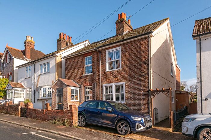 3 Bedroom Semi-detached House For Sale In Clarence Walk, Redhill, RH1