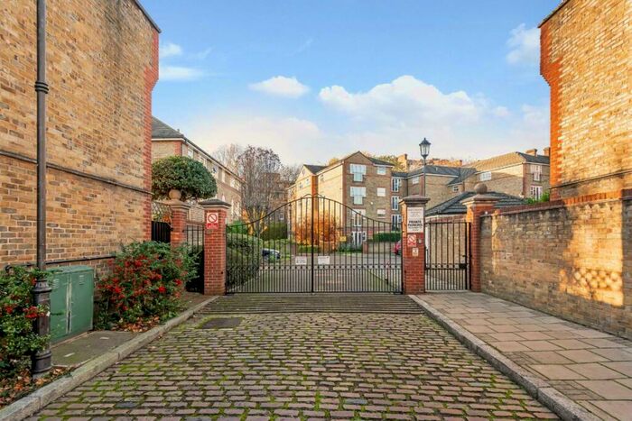 2 Bedroom Flat To Rent In Collard Place, Camden Town, NW1