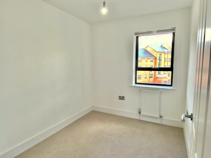 4 Bedroom Town House To Rent In Darbyshire Road Wellesley, GU11