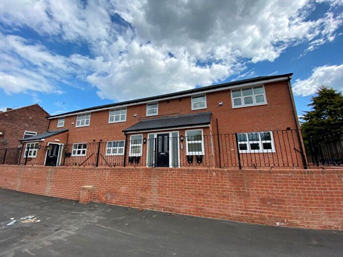 2 Bedroom Flat To Rent In Yoden Road, Peterlee, Durham, SR8