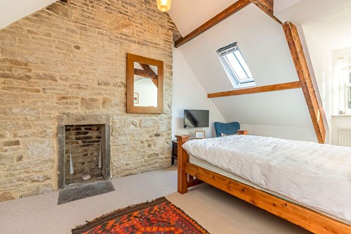 3 Bedroom Terraced House For Sale In Bank Buildings, Meltham, Holmfirth, HD9