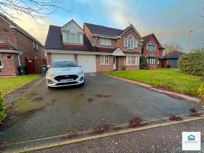 5 Bedroom House To Rent In Glebelands Road, Leicester, LE4