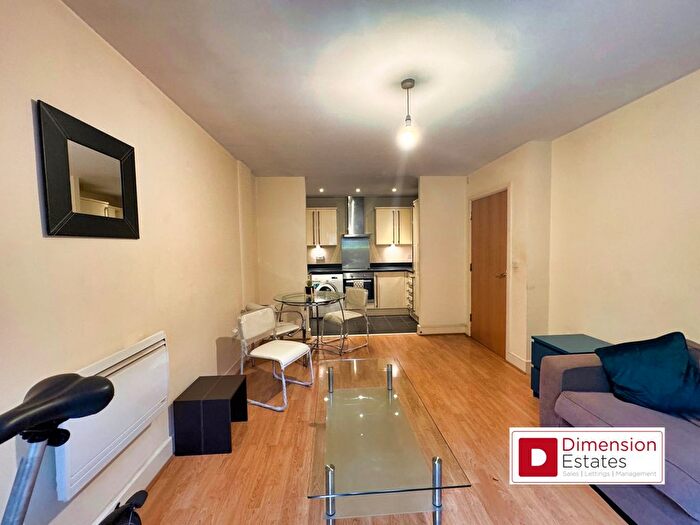 1 Bedroom Flat To Rent In Capulet Square, Bromley By Bow, London, E3