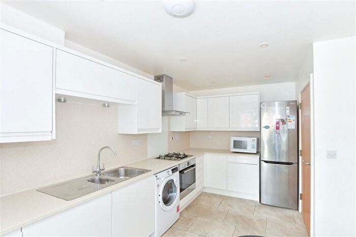 4 Bedroom Semi-detached House For Sale In Goodworth Road, Redhill, Surrey, RH1