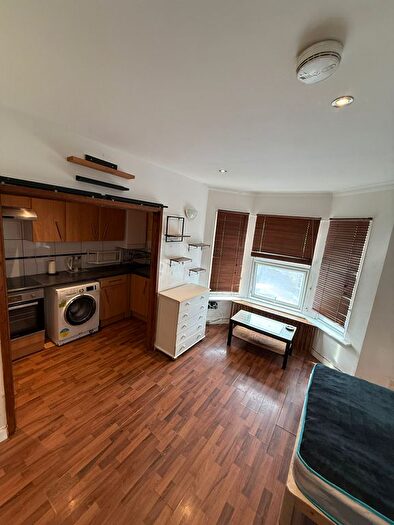 Studio To Rent In Reginald St, Luton, LU2
