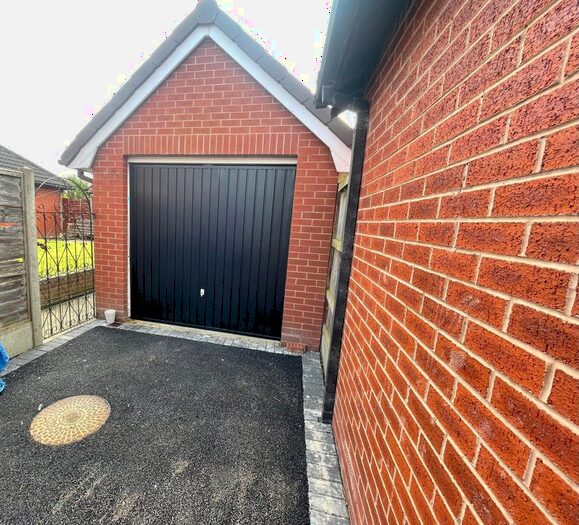 2 Bedroom Detached Bungalow For Sale In Barleyfields, Wem, Shrewsbury, Shropshire, SY4