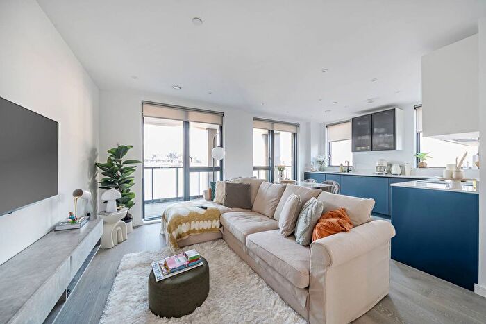 1 Bedroom Flat For Sale In Bannister House, Maida Vale, London, NW6