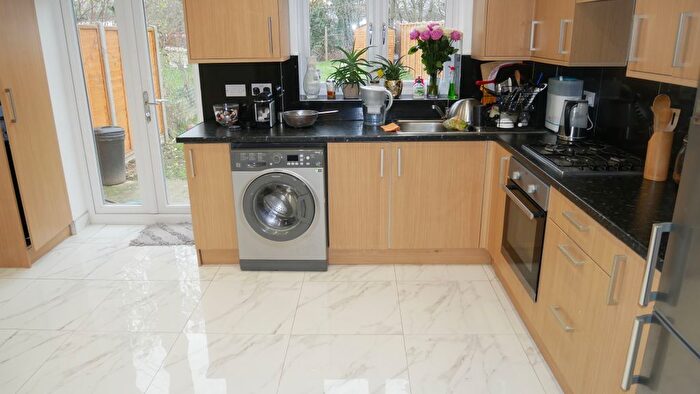 4 Bedroom Terraced House To Rent In Carfax Road, Hayes, UB3