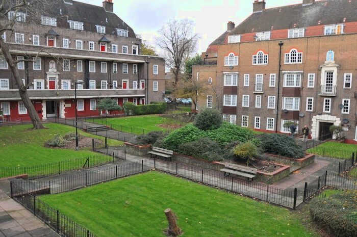 3 Bedroom Flat To Rent In Albion Avenue, Battersea, London, SW8