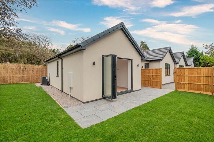 2 Bedroom Bungalow For Sale In Redfield Road, Patchway, Bristol, Gloucestershire, BS34