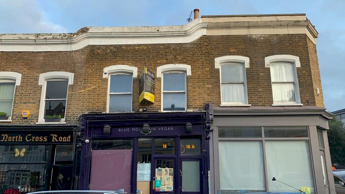 2 Bedroom Flat To Rent In North Cross Road, London, SE22