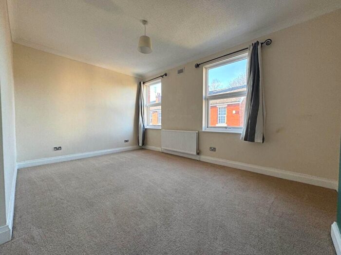 3 Bedroom Detached House For Sale In Lightbown Avenue, Blackpool, FY3