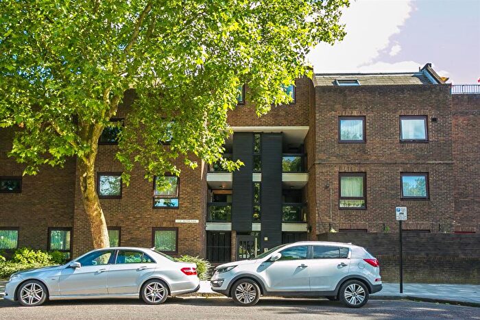 4 Bedroom Flat To Rent In Mutton Place, NW1