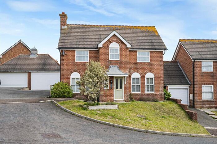 4 Bedroom Detached House For Sale In Isabel Close, Seaford, BN25
