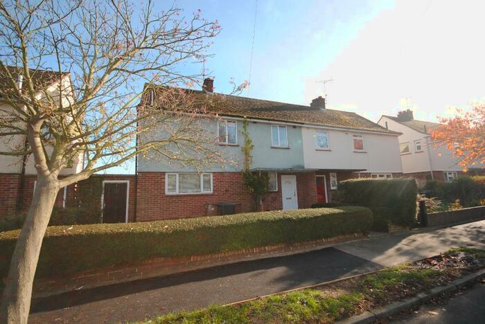 3 Bedroom Semi-Detached House To Rent In Essex Avenue, Chelmsford, Essex, CM1