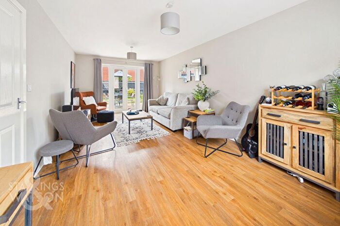 4 Bedroom Detached House For Sale In Harvey Close, Wymondham, NR18