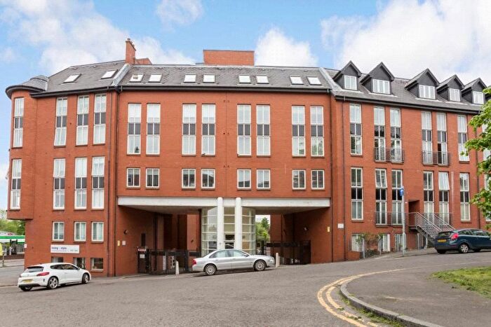 2 Bedroom Flat For Sale In Randolph Gate, Broomhill, Glasgow, G11