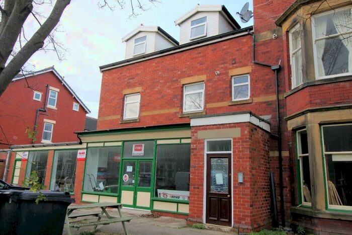 1 Bedroom Apartment To Rent In Flat, Derbe Road, Lytham St. Annes, FY8