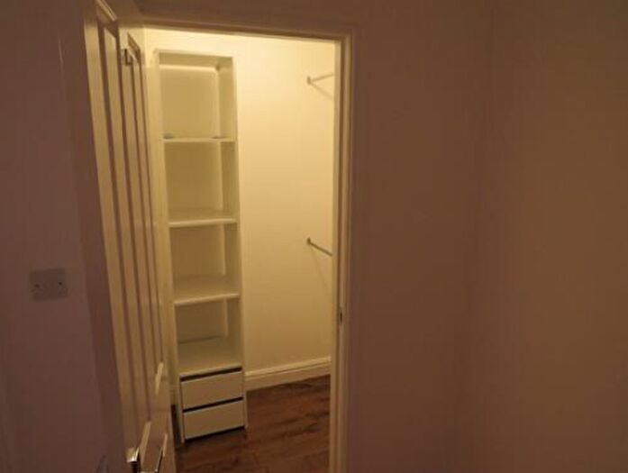 2 Bedroom Apartment To Rent In Princes Gate, West Bromwich, West Midlands, B70