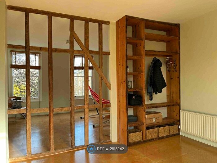 1 Bedroom Flat To Rent In Benthal Road, London, N16