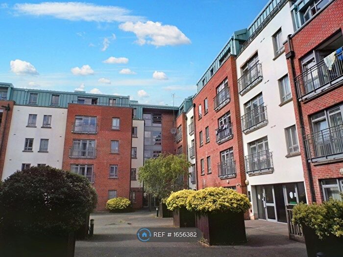 2 Bedroom Flat To Rent In Beauchamp House, Coventry, CV1