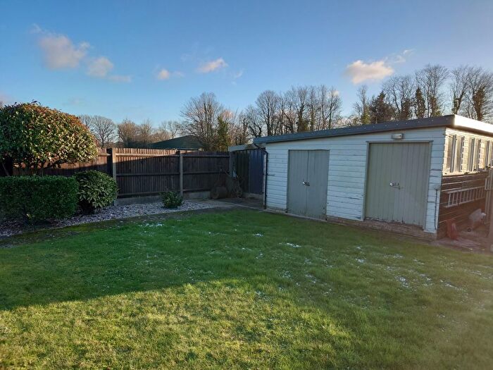 3 Bedroom Bungalow To Rent In Tandridge Lane, Lingfield, RH7