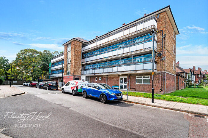 1 Bedroom Apartment For Sale In Middle Park Avenue, London, SE9