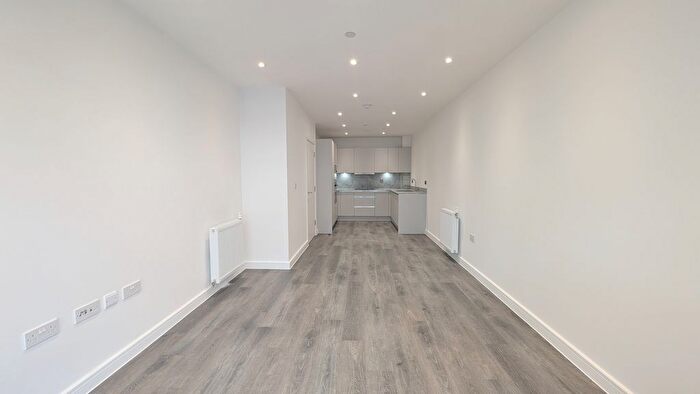 1 Bedroom Flat To Rent In Bridlington Road, Watford, WD19