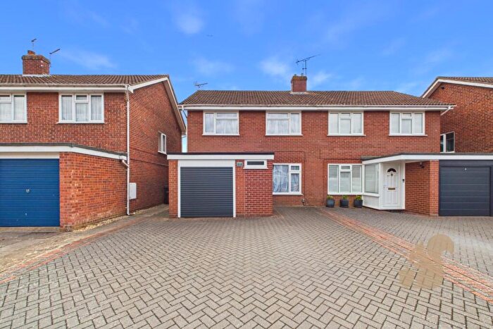 3 Bedroom Semi-Detached House For Sale In Twining Road, Colchester, CO3