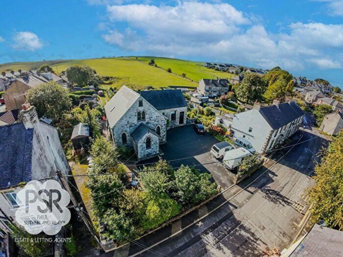 5 Bedroom House For Sale In Upper End Road, Peak Dale, SK17