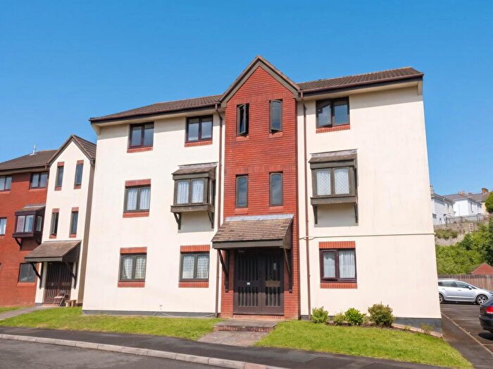 2 Bedroom Flat For Sale In Finch Close, Plymouth, PL3