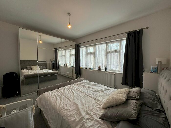 4 Bedroom Terraced House To Rent In St. Martin's Avenue, London, E6