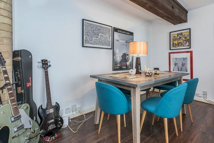 1 Bedroom Flat To Rent In St Saviours Wharf, Shad Thames, SE1