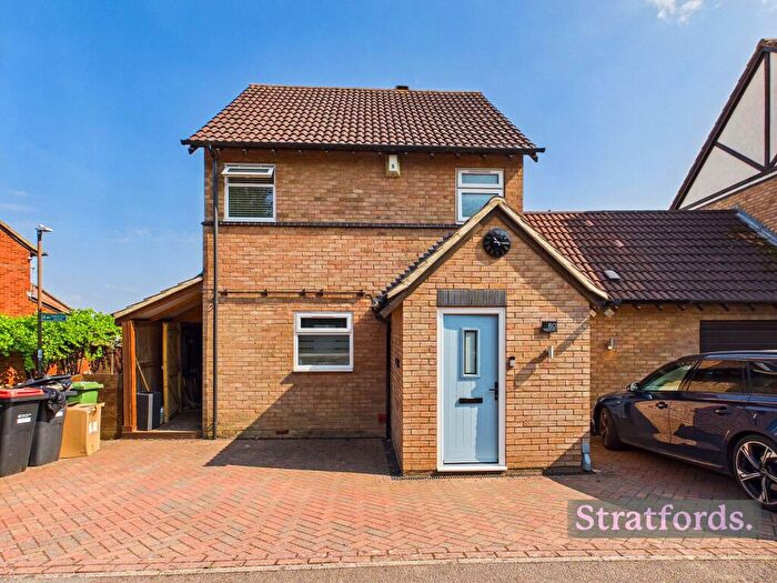2 Bedroom Detached House To Rent In Chepstow Drive, Bletchley, MK3
