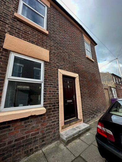 1 Bedroom Flat To Rent In One Bed, Ground Floor Flat, High Street, L15