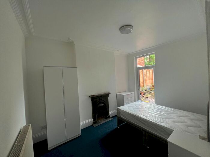 1 Bedroom Studio To Rent In Harrison Road, Erdington, Birmingham, B24