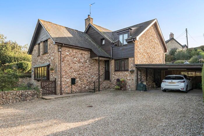 4 Bedroom Detached House For Sale In Gore Lane, Kilmington, Axminster, EX13