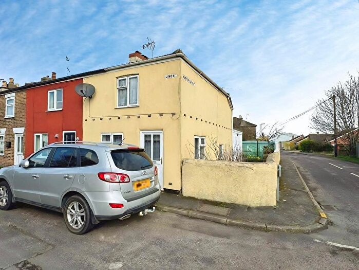2 Bedroom End Of Terrace House For Sale In Lime Street, Sutton Bridge, Spalding, Lincolnshire, PE12