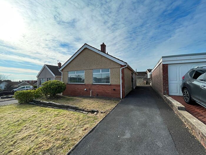 3 Bedroom Bungalow To Rent In Ullswater Crescent, Morriston, Swansea, SA6