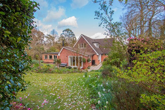 4 Bedroom Detached House For Sale In Higher Metcombe, Ottery St Mary, EX11