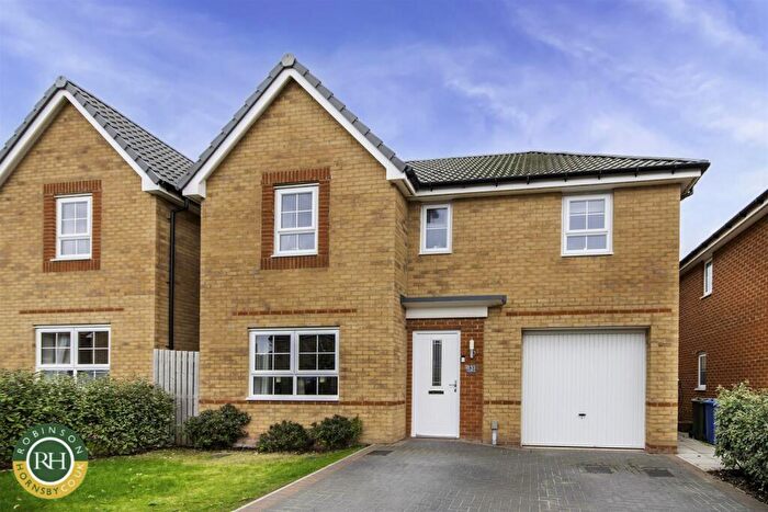 4 Bedroom Detached House For Sale In Mirabelle Way, Harworth, Doncaster, DN11
