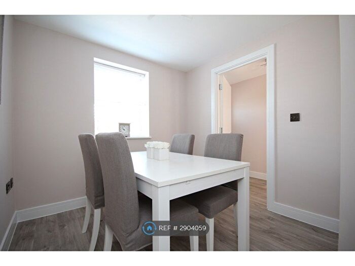 3 Bedroom Terraced House To Rent In Heber Street, Bristol, BS5