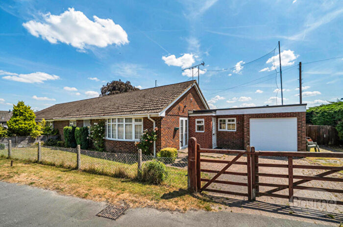 3 Bedroom Bungalow For Sale In The Green, Badshot Lea, Farnham, Surrey, GU9