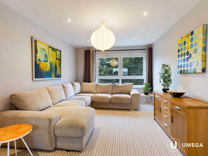 3 Bedroom Apartment To Rent In West Court, Ravelston, Edinburgh, EH4